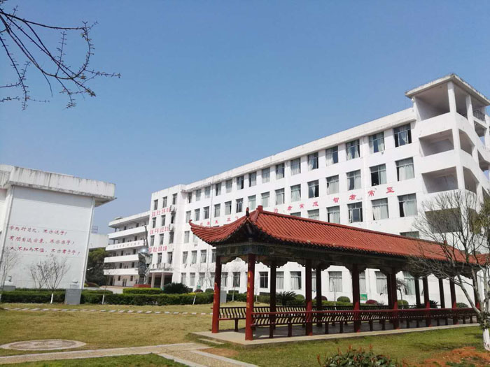 �f�d���ЈD���^�ͽ̌W(xu��)�Ƿ���